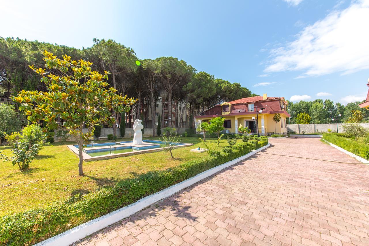 Kolaveri Resort Golem Exterior foto
